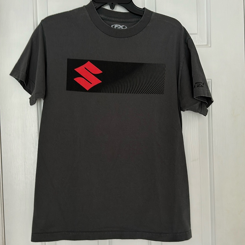 Factory effect, Moto T-shirt, men’s size medium